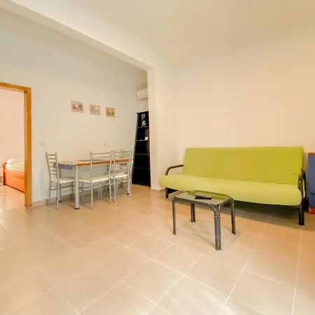 Adila A22 Apartment