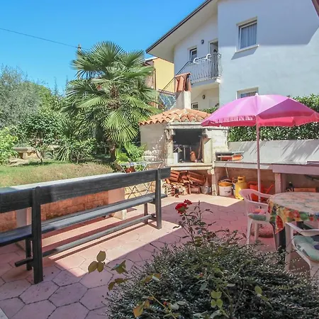Adila A22 Apartment